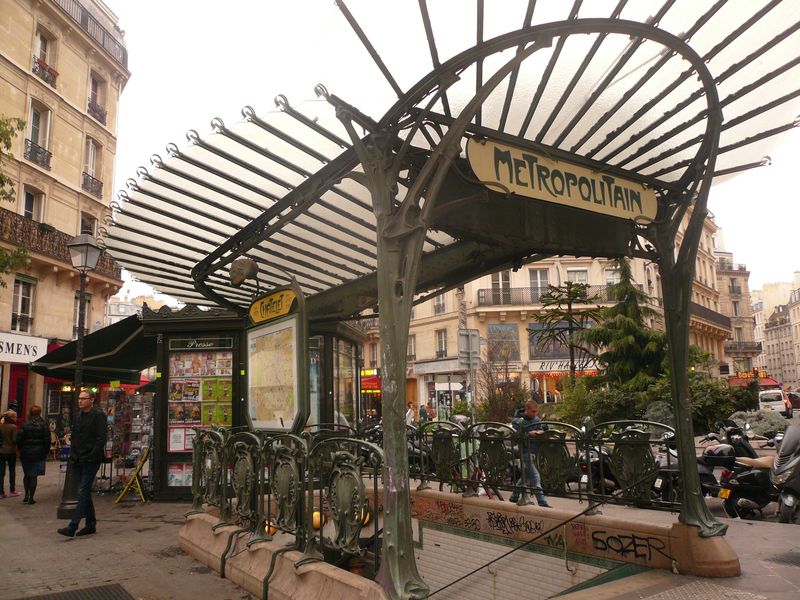 Guimard bouche métro châtelet (2)