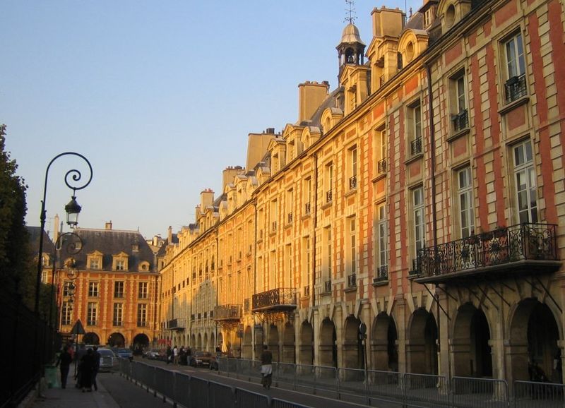 Paris-place-des-vosges