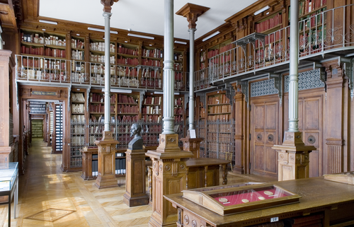 Archives_nationales_(Paris)_Grands_dépôts_(salle_de_l'Armoire_de_fer)