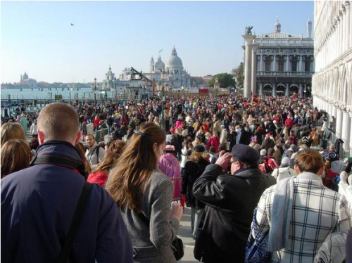 Venice_crowd
