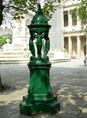 Fontaine_Wallace_St-Sulpice_00[1]