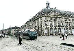 Bordeaux tramway 10 12 15