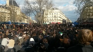 République nuit debout 19h00 le 15 04 16