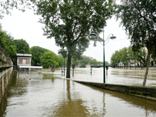 Crue seine maison rouge 03 06 16