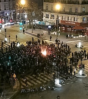 République nuit debout 10 04