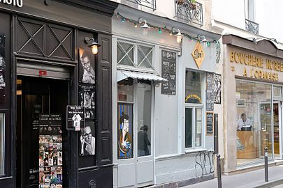 F0744_Paris_III_rue_Ecouffes_boutiques_rwk