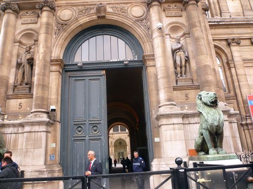 Hôtel de ville entrée lobau