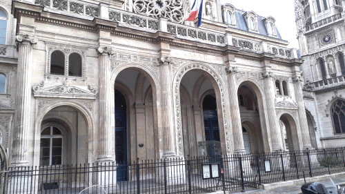 Mairie 1er façade 13 11 20