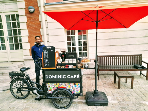 Dominic café
