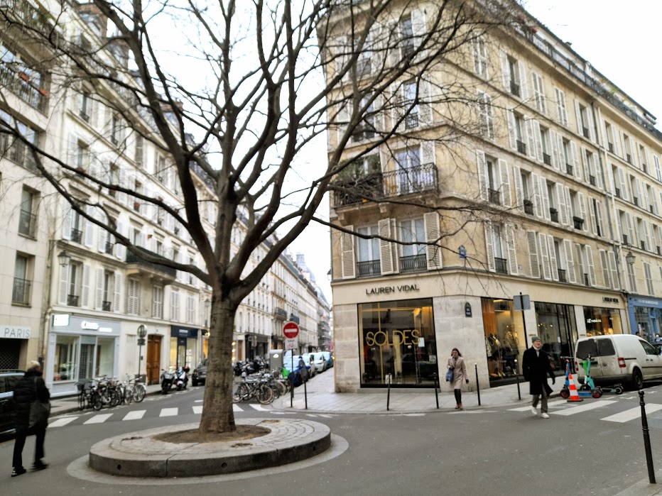 Le Marais : une identité mise en péril par la fermeture de vieilles  adresses – Paris ZigZag