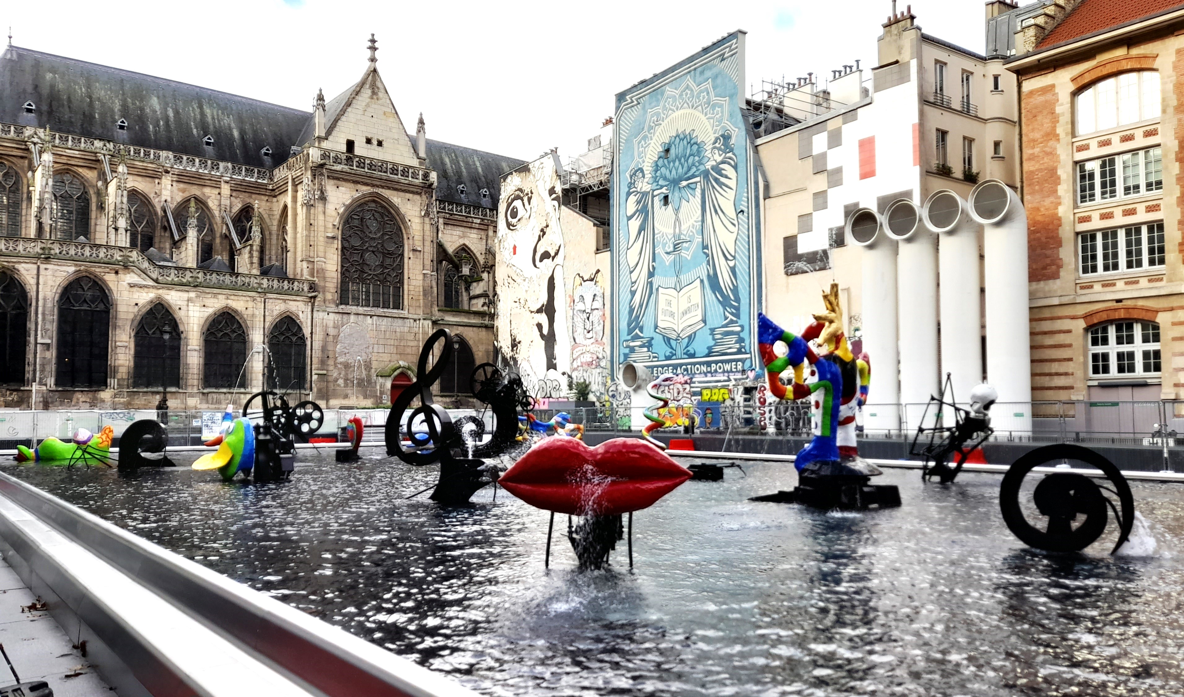 Les 16 sculptures de la fontaine Stravinsky - Ville de Paris