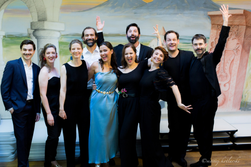 Troupe joyeuse